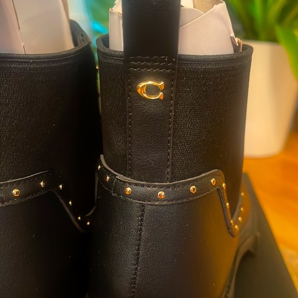 ✨Please read⭐️Coach Lory Leather Booties in Black-TWO DIFFERENT SIZESPLEASE READ - Picture 7 of 12